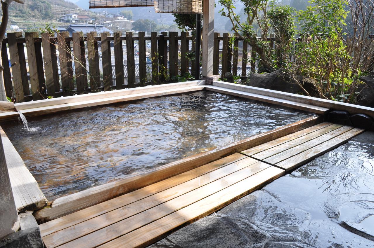 Отель Yunotsuru Onsen Asahiso Minamata Экстерьер фото